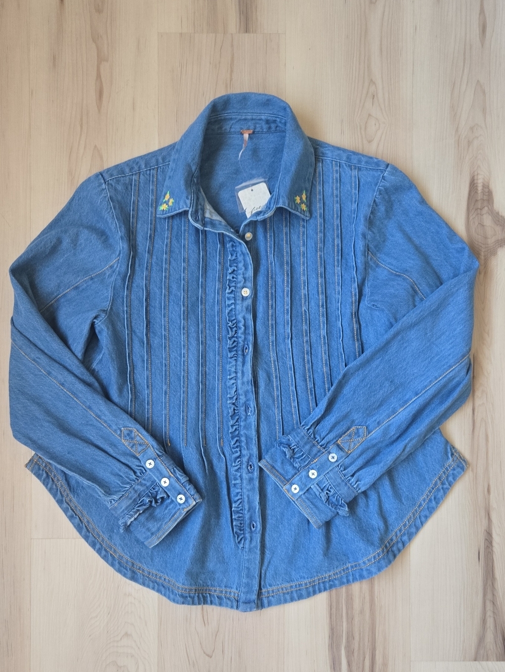 NWT Free People Robin Pintuck Denim Shirt, Size XS